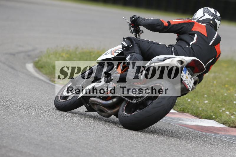 /Archiv-2025/22 06.06.2025 DISCOVER the BIKE ADR/Race 3 rot/backside